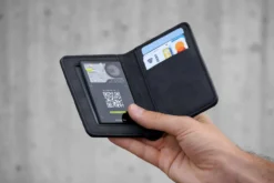 AirCard™ Pro Tracker