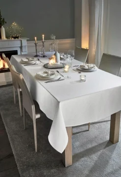 Festliche Tischdecke in Leinenoptik mit Glitzer