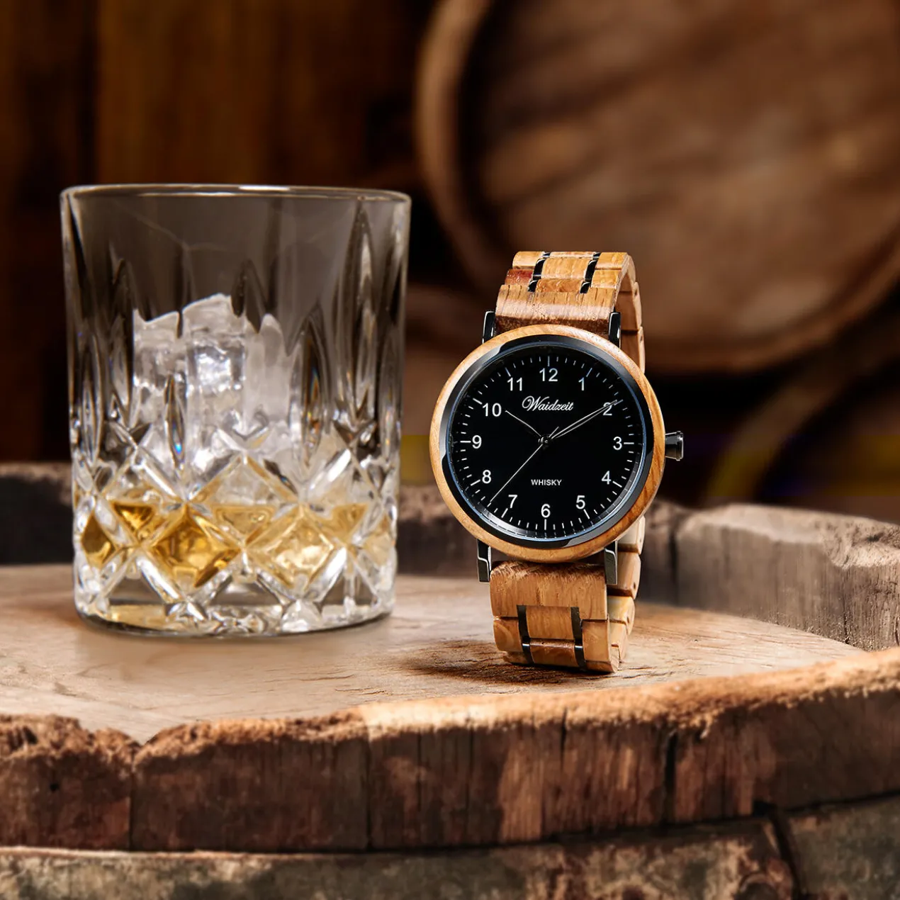 Herrenuhr aus Whiskyfässern
