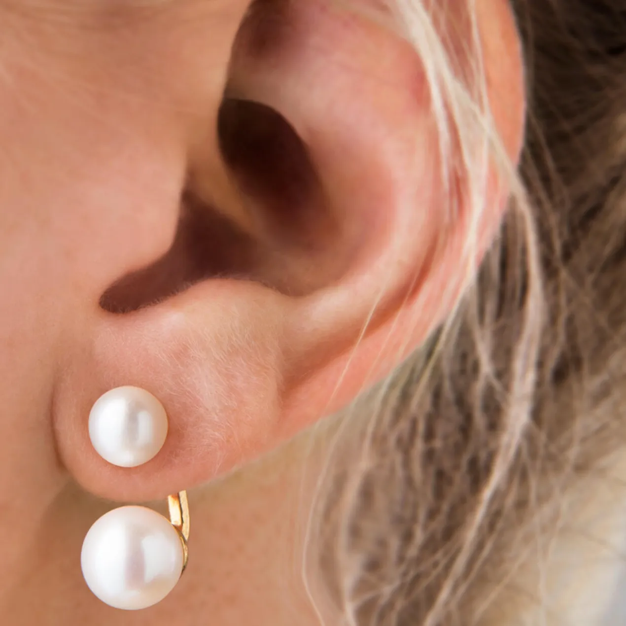2-in-1 Ohrringe „schwebende Perle“