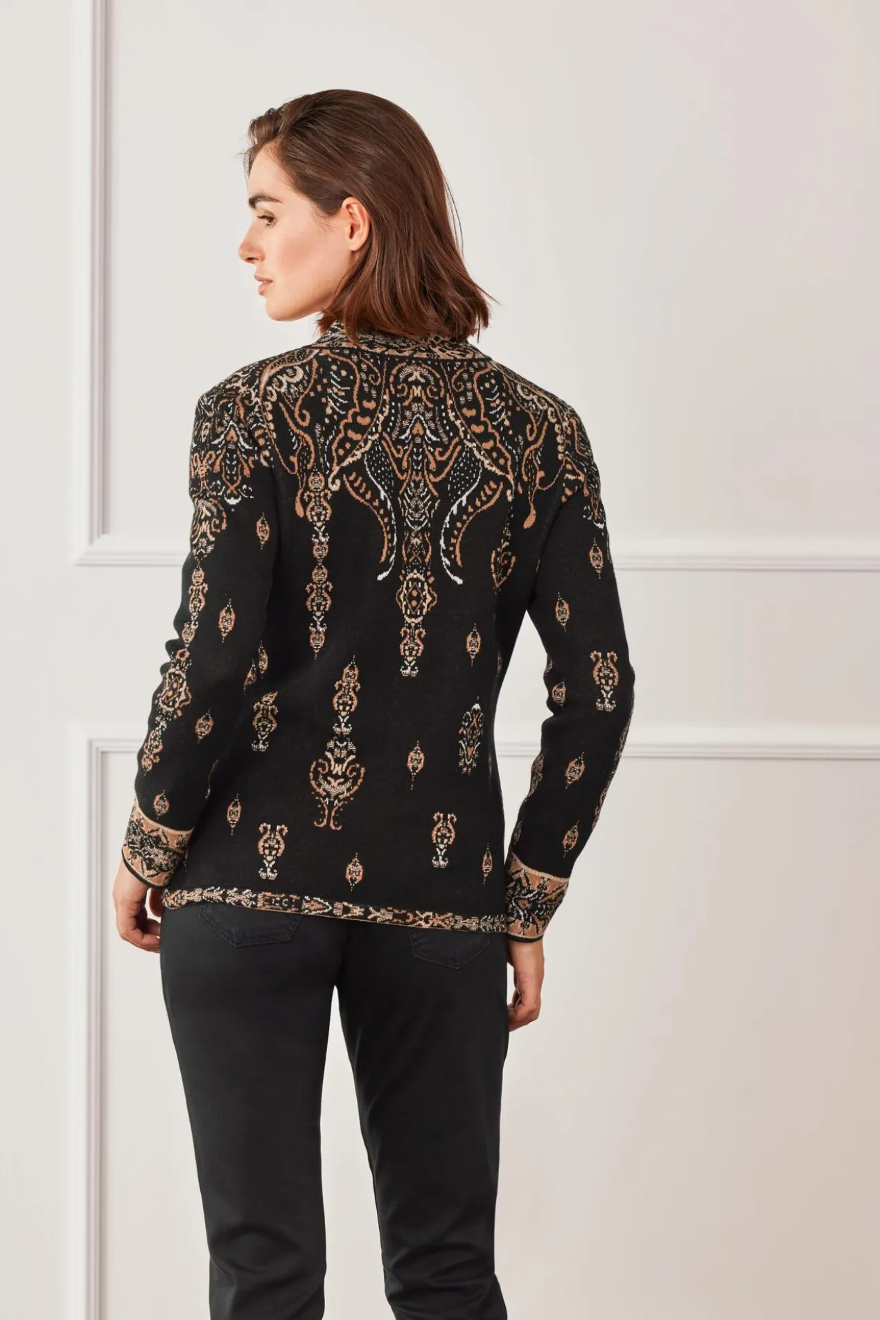 IVKO Dark-Paisley-Strickblazer