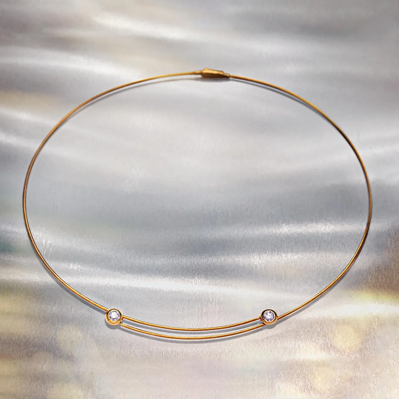 Kabelcollier oder -Ring mit Brillanten