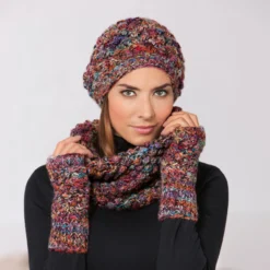 Kero Design Dornröschen-Beanie-Mütze, -Fingerlos-Handschuhe oder -Loop-Schal