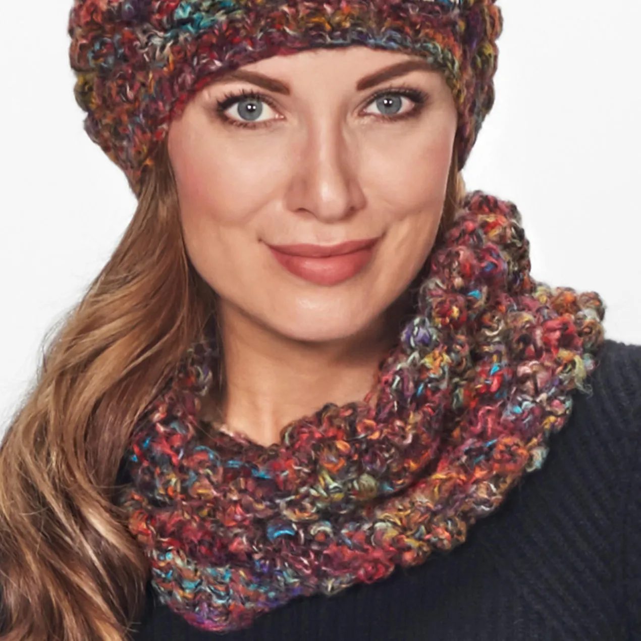 Kero Design Dornröschen-Beanie-Mütze, -Fingerlos-Handschuhe oder -Loop-Schal