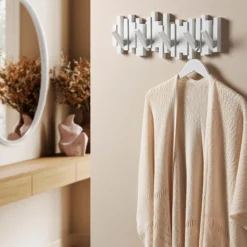 Klaviatur Wandgarderobe