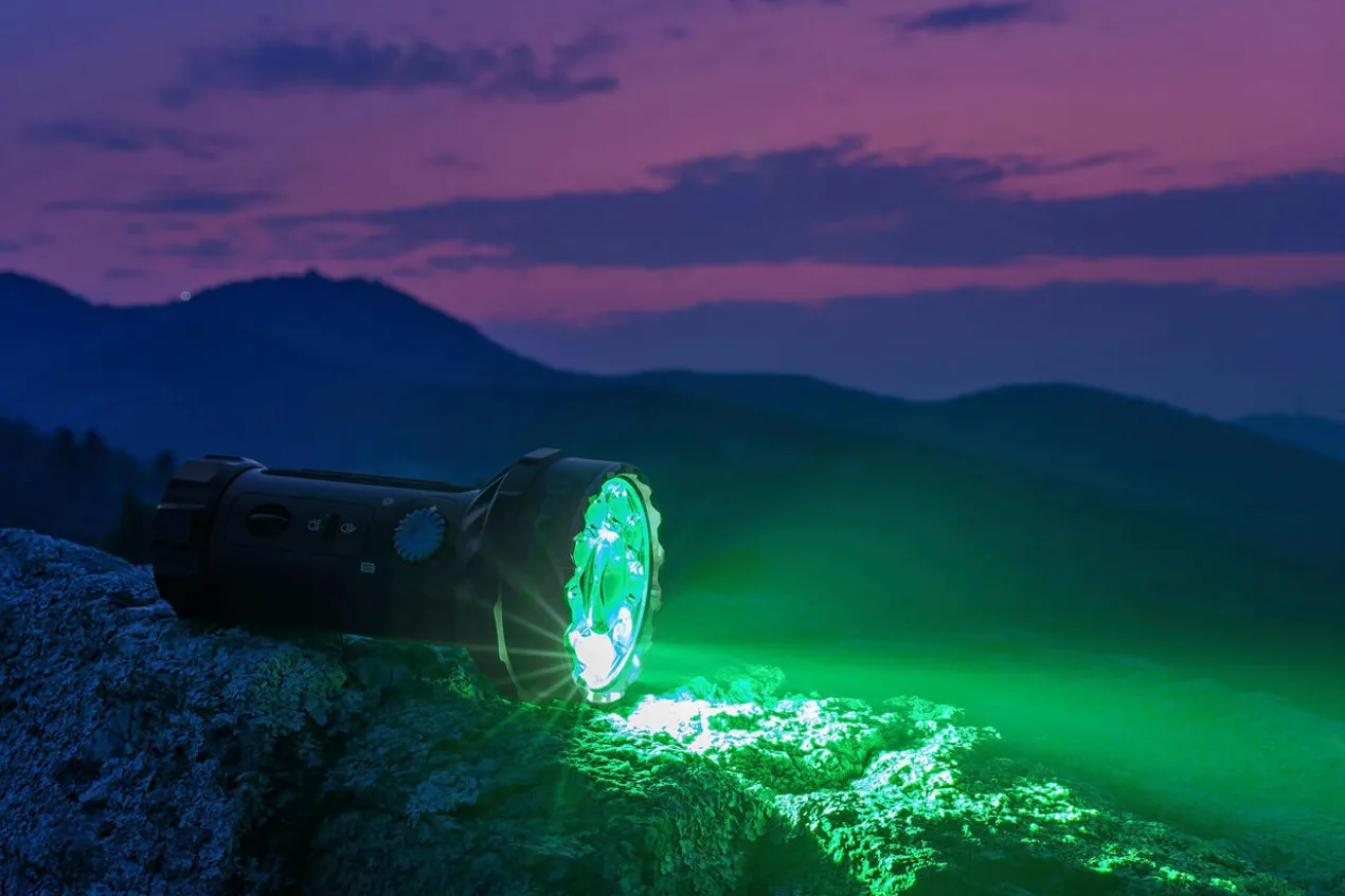 7.000 Lumen Kompakt-Taschenlampe