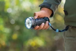 7.000 Lumen Kompakt-Taschenlampe