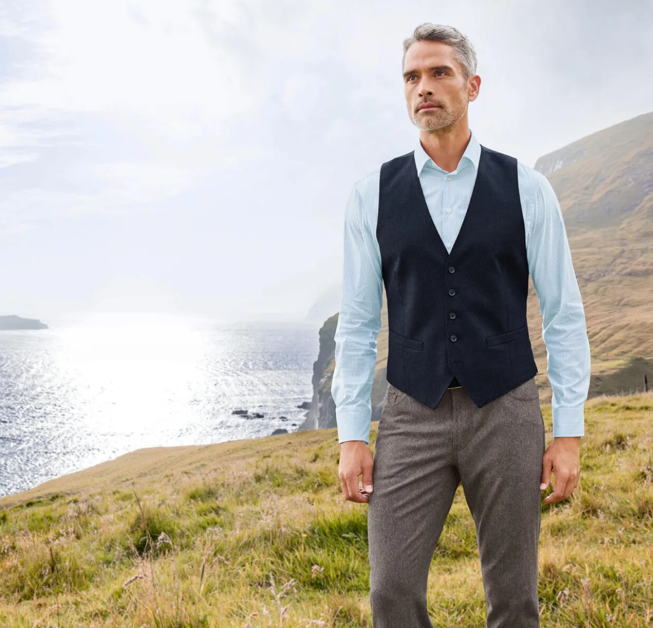 Magee Donegal-Tweed-Ensemble