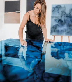Michèle Caspers – Blu Plunge III