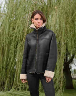 OCONI Curlylamm-Fliegerjacke