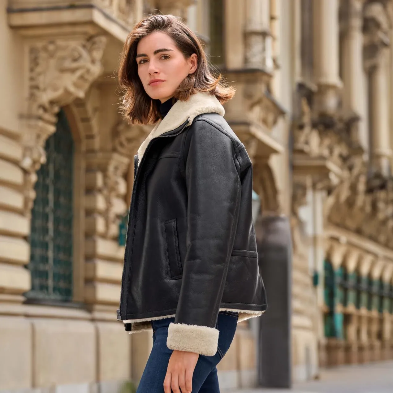 OCONI Curlylamm-Fliegerjacke