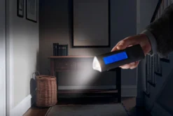 Radiowecker mit Taschenlampe