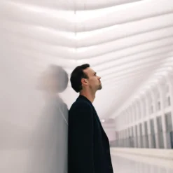 Robert Jahns – Top of the World