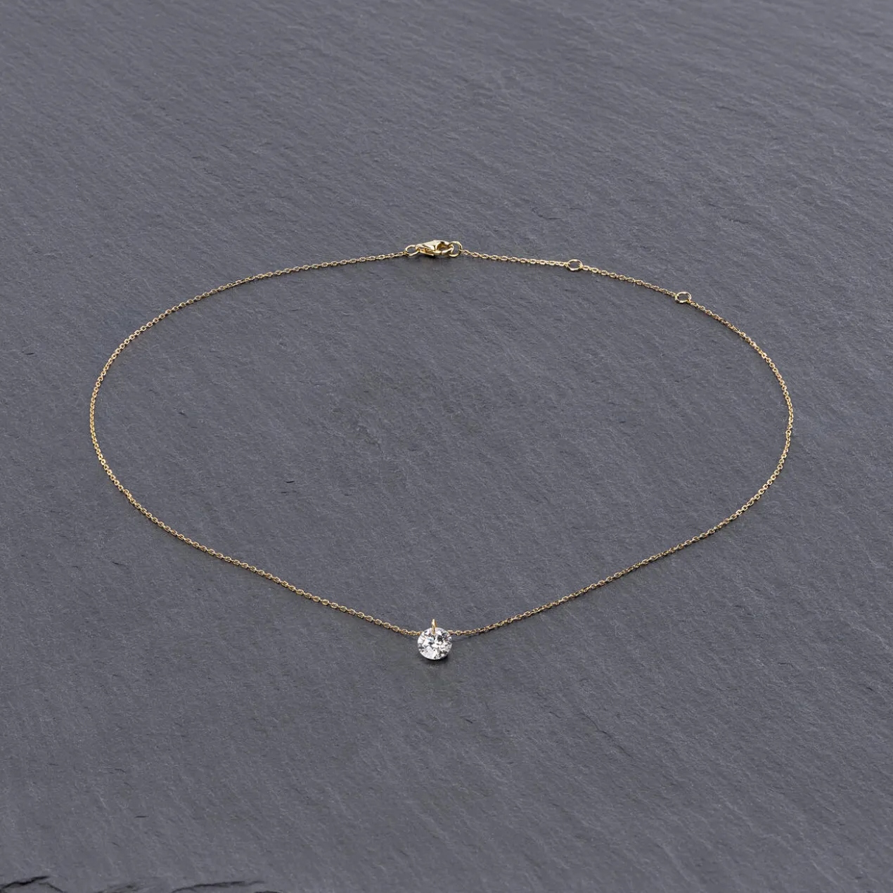 Schwebender Moissanite