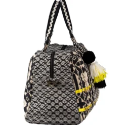 Smitten Weekender Manju