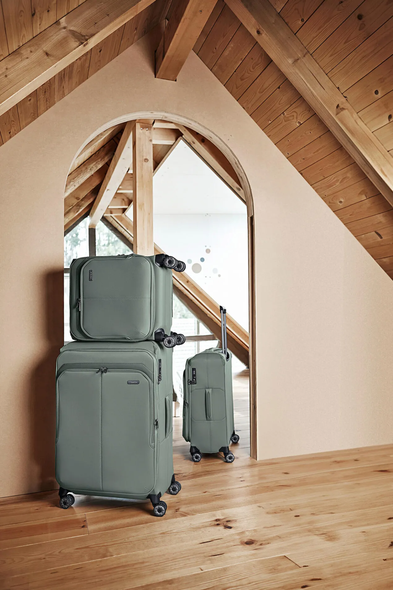 travelite® Leichtbau-Trolleys Fiberglas