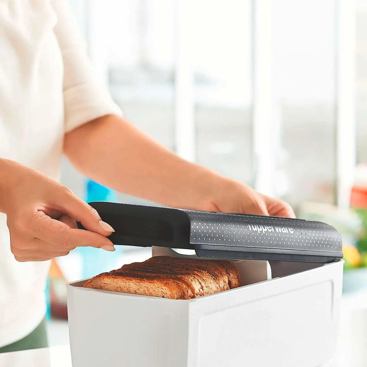Tupperware® BreadSmart
