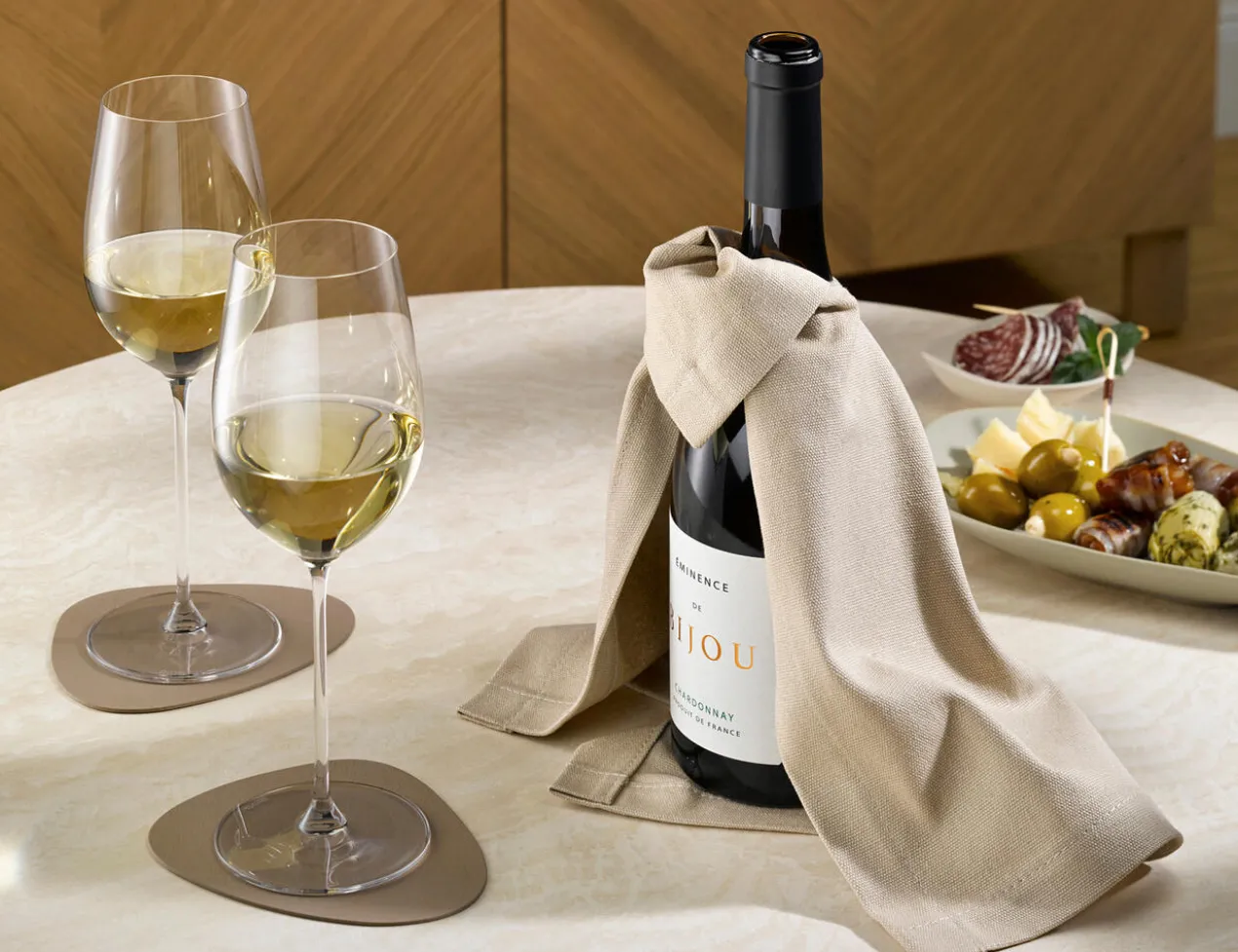 Wein-Cape